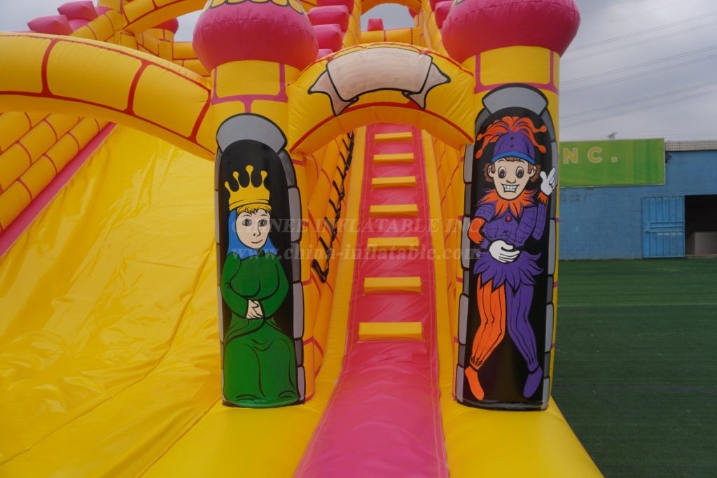 T8-774 Castle Inflatable Slide