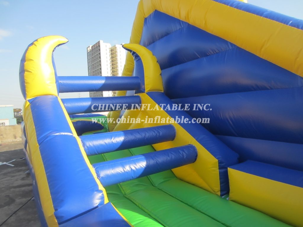 T7-553 Inflatable Obstacle Course