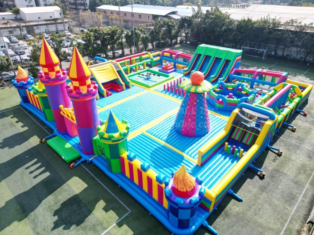 GF2-160B Ultimate Adventure Inflatable Park